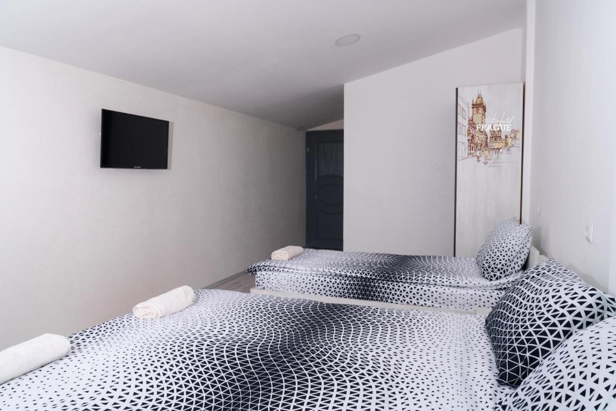 Complex Praga Hotell Gorno Lakocerej Rom bilde